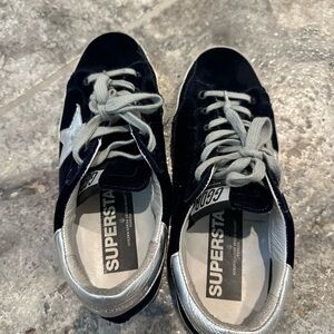 Golden Goose women’s sneakers. Navy velour and silver.